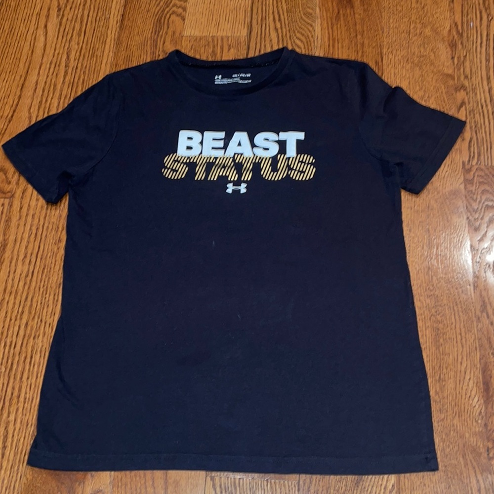 Under Armour black tee YXL